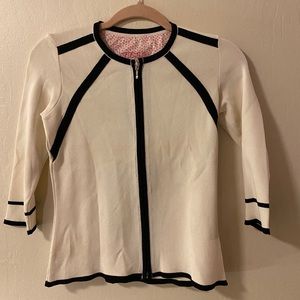 Half sleeve small white and black